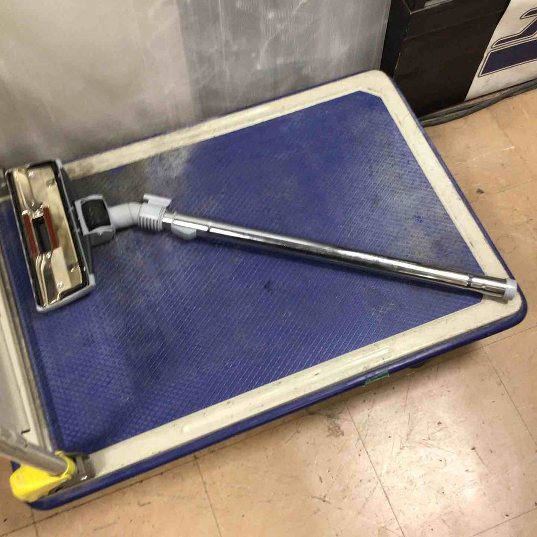 ◇ニルフィスク(Nilfisk) 真空掃除機 GM80【草加店】