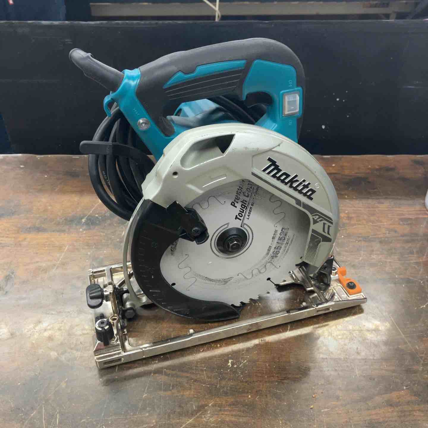 ☆マキタ(makita) 電気マルノコ HS6301【戸田店】 – アクトツール