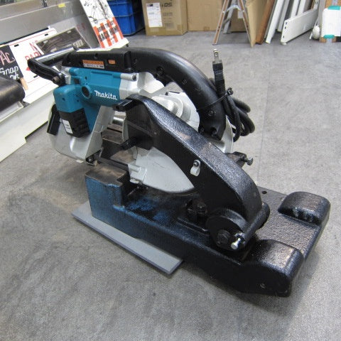 【店頭受取り限定】 マキタ(makita) ポータブルバンドソー モデル:2107FW【川崎店】