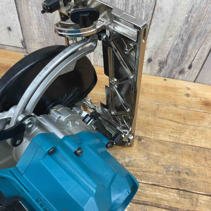 【中古品】 ★マキタ(makita) コードレス丸のこ HS631DZ 【東大和店】