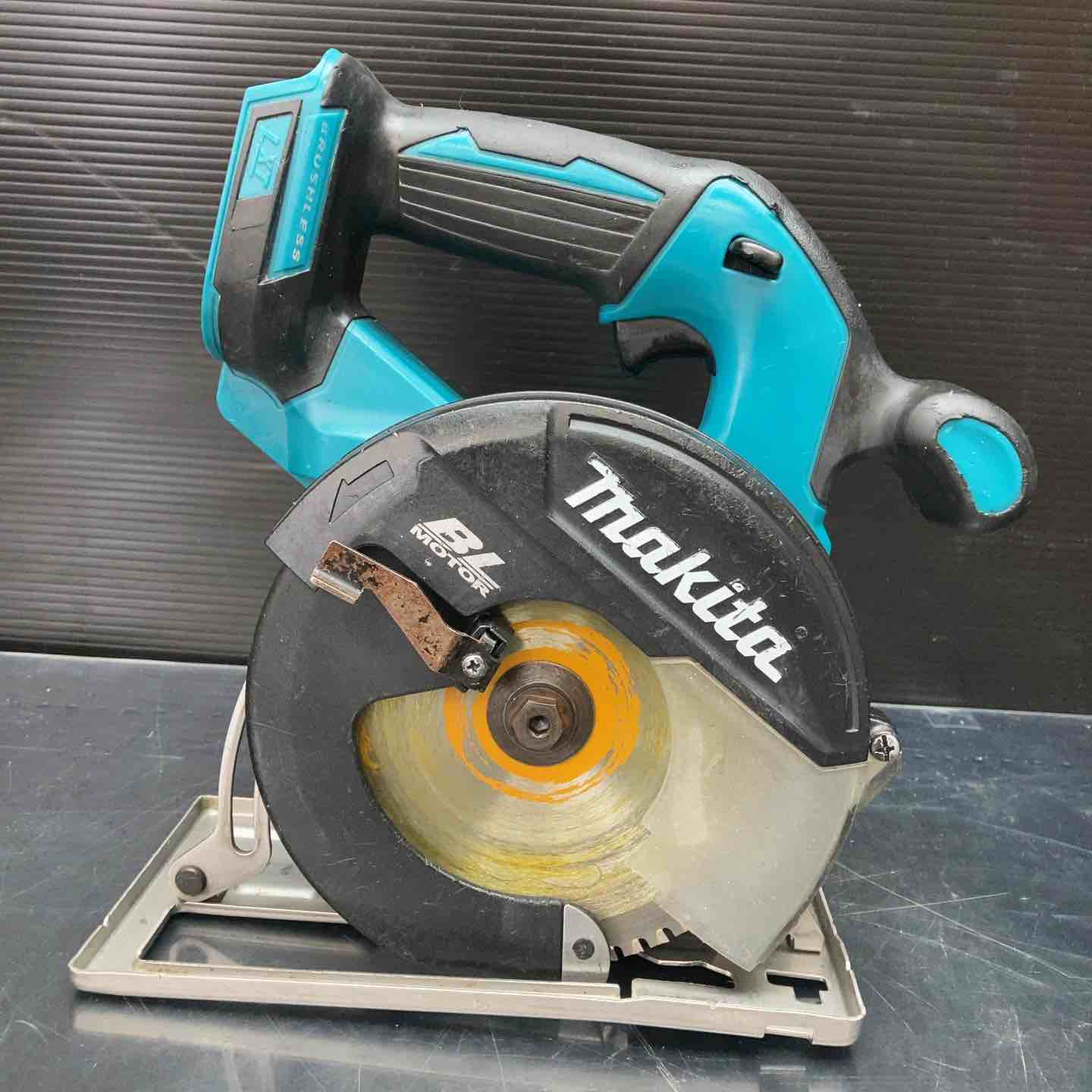 ★マキタ(makita) コードレスチップソーカッター CS551DZ【川越店】 ☆マキタ(makita) コードレスチップソーカッター CS551DZ【川越店