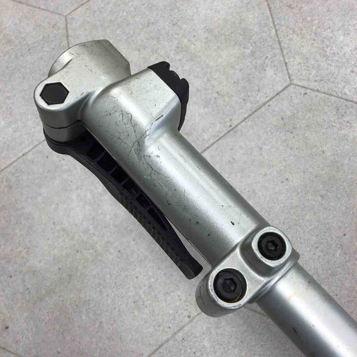 ◇マキタ(makita) コードレススプリット草刈機  MUX60DZ【川崎店】