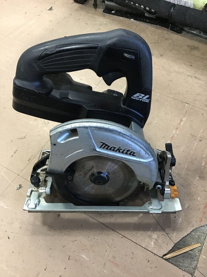 ★マキタ(makita) コードレス丸のこ HS471DZB【草加店】