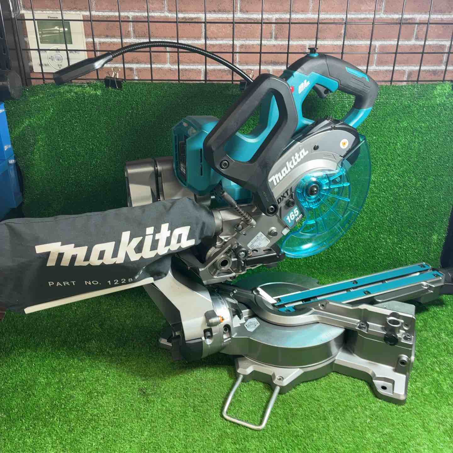 makita マキタ LS714D 充電式スライドマルノコ【リライズ野田愛宕店】【店頭取引限定】【中古】管理番号：ITKJZKLJBVDK 入間店】東京都青梅市のお客様からマキタ makita 充電式スライド