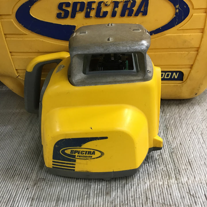 ○スペクトラ(SPECTRA) 回転レーザー(レベルプレーナー) LL300N【草加店】