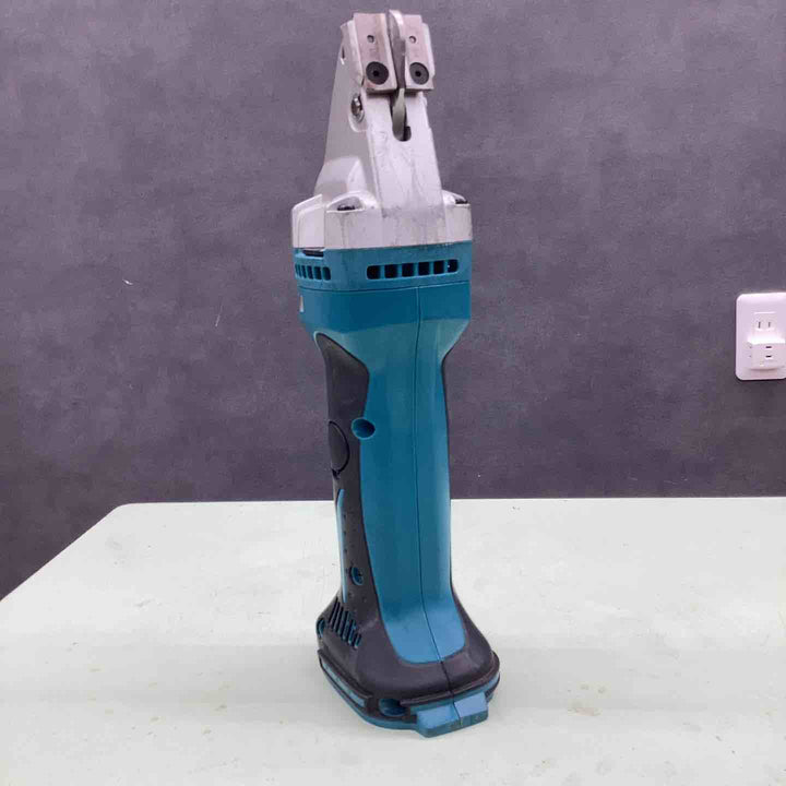 ◇マキタ(makita) コードレスストレートシャー JS160DZ【越谷店】