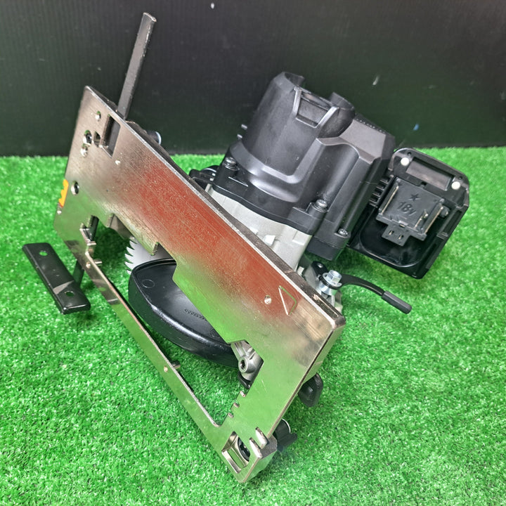 ★マキタ(makita) コードレス丸のこ HS631DZSB【岩槻店】