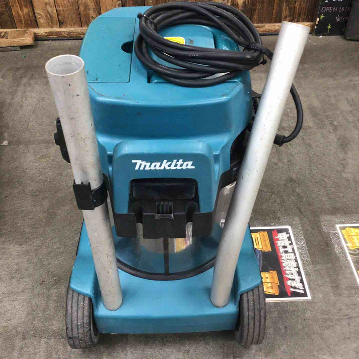 マキタ(makita) 集じん機 乾湿両用 VC2200【川崎店】