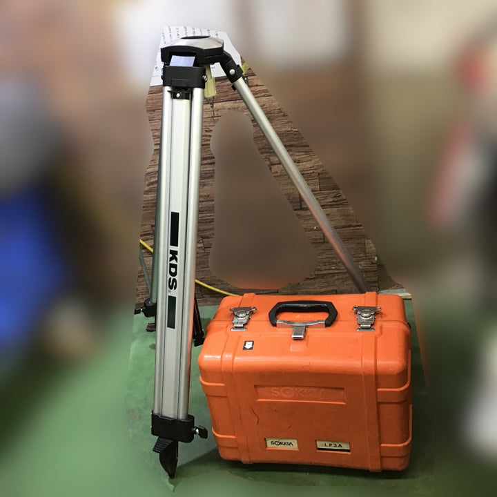 【中古品※KDS製三脚付き!※】SOKKIA(ソキア) 回転レーザー レベルプレーナー LP3A (本体、受光器、ケース) 【桶川店】