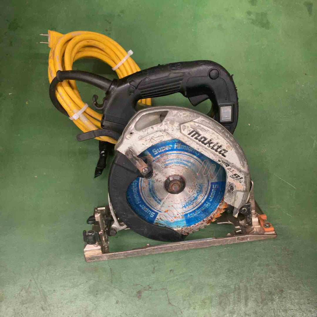 【現状品】 マキタ/makita 電子マルノコ・HS6303B 【桶川店】