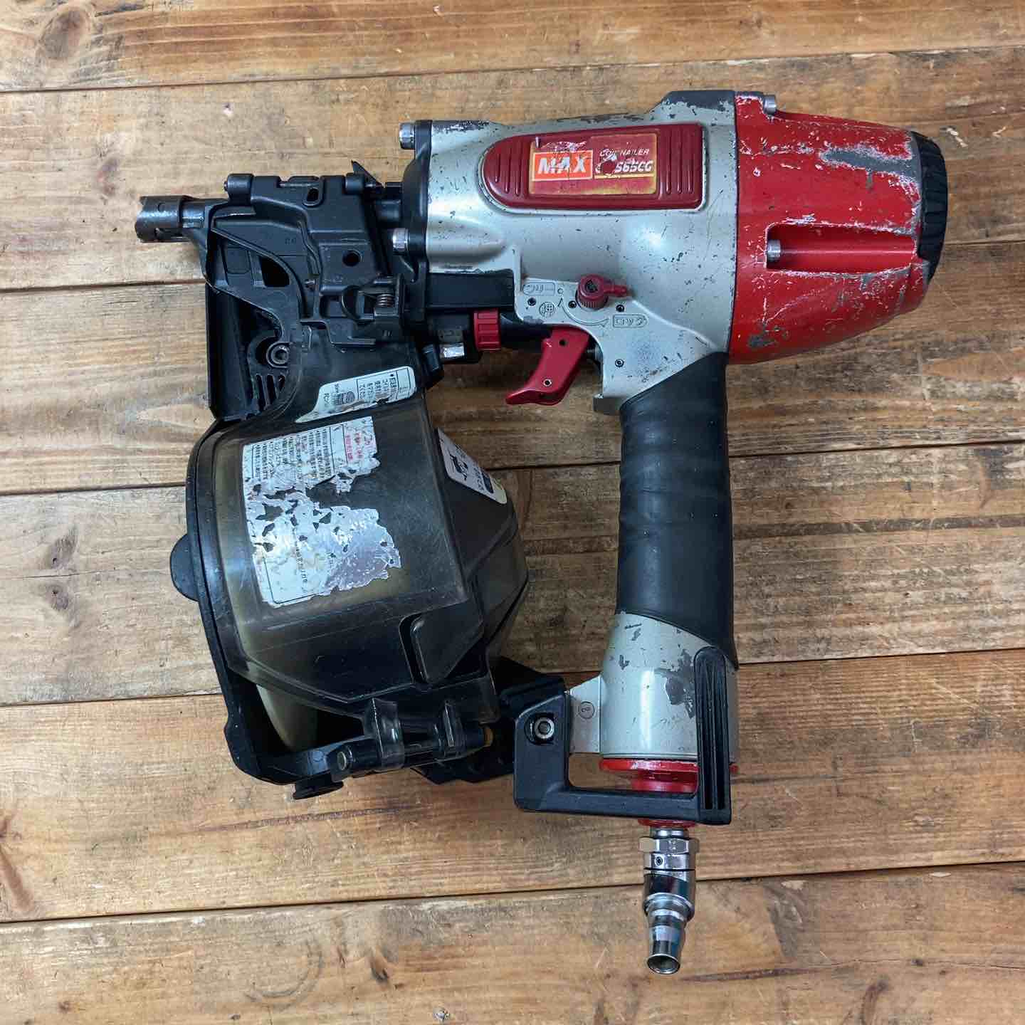 【現状品】マックス　MAX  常圧 65釘打ち機　 動作確認済　*U32 中古品】 ☆マックス(MAX) 常圧エア釘打ち機 CN-565CG 【東大和