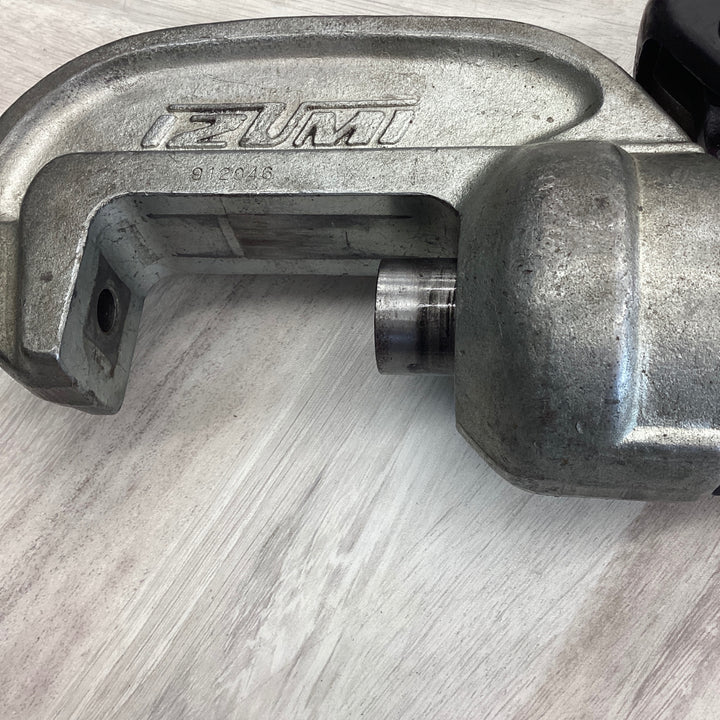 〇泉精器(IZUMI)  T型手動油圧式圧縮工具 EP-365【越谷店】