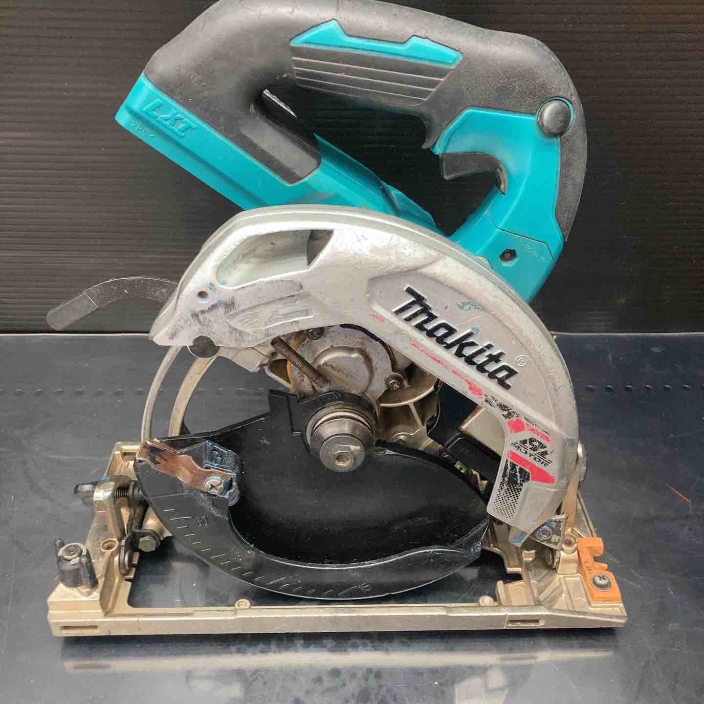 ☆マキタ(makita) コードレス丸のこ HS631DZ【川越店】 – アクトツール 