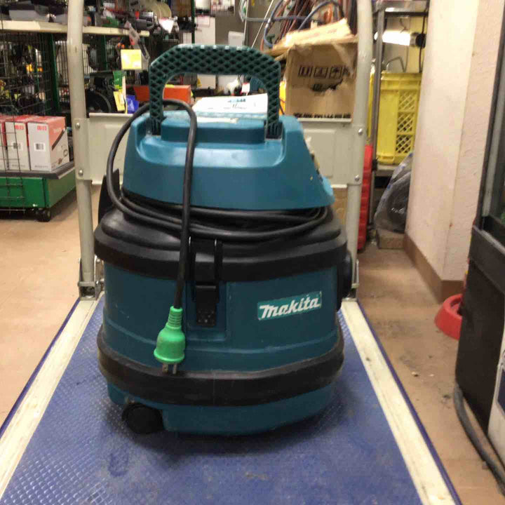 ◇マキタ(makita) 乾式 集じん機 472(P)【草加店】