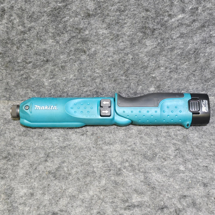 【中古品・ケース代替品】マキタ(makita)コードレスペンインパクトドライバ TD020DS【桶川店】