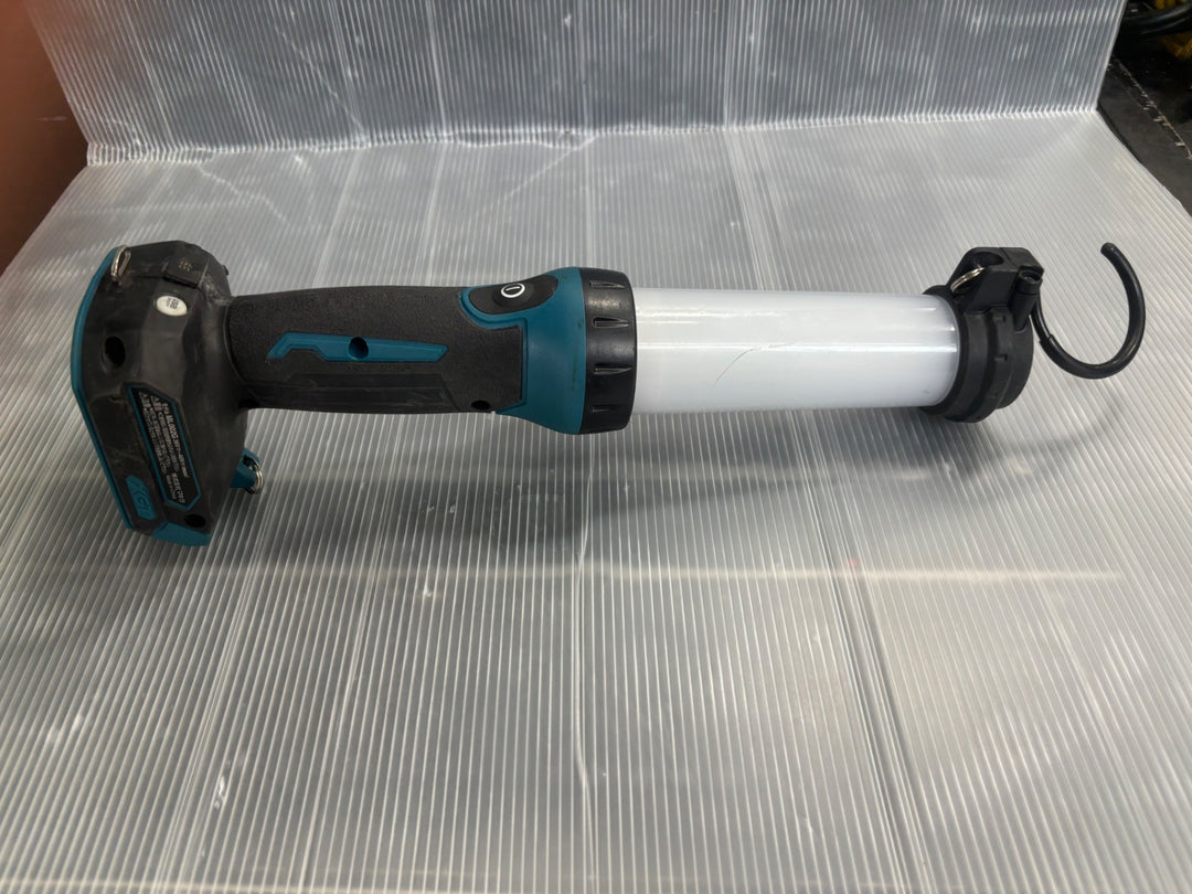 ★マキタ(makita) コードレスワークライト ML002G【草加店】