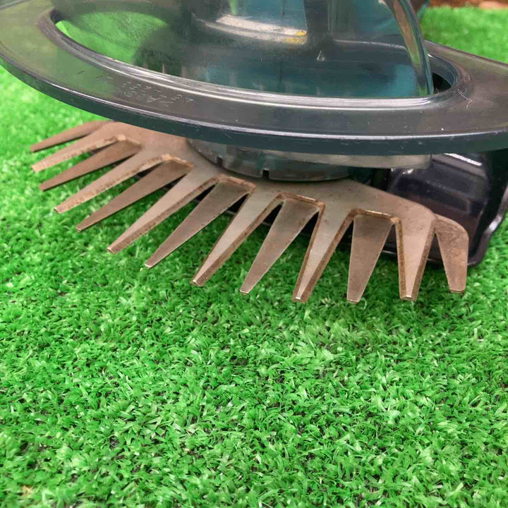 ◇マキタ(makita) コードレス芝生バリカン  MUM604DZ【川越店】