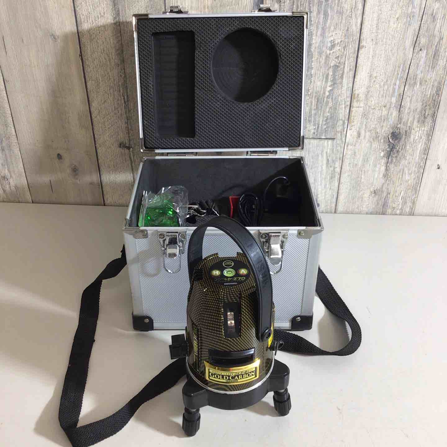 ◇山真製鋸(YAMASHIN) グリーンレーザー墨出し器 GLZ-4+【戸田店