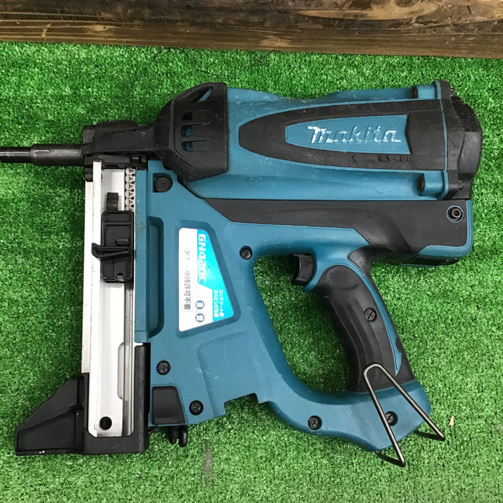 【中古品】マキタ(makita) コードレスコンクリート用ガスピン打ち機 GN420C ※バッテリ7.2V 1.0Ah・1.5Ah1個ずつ!※【桶川店】