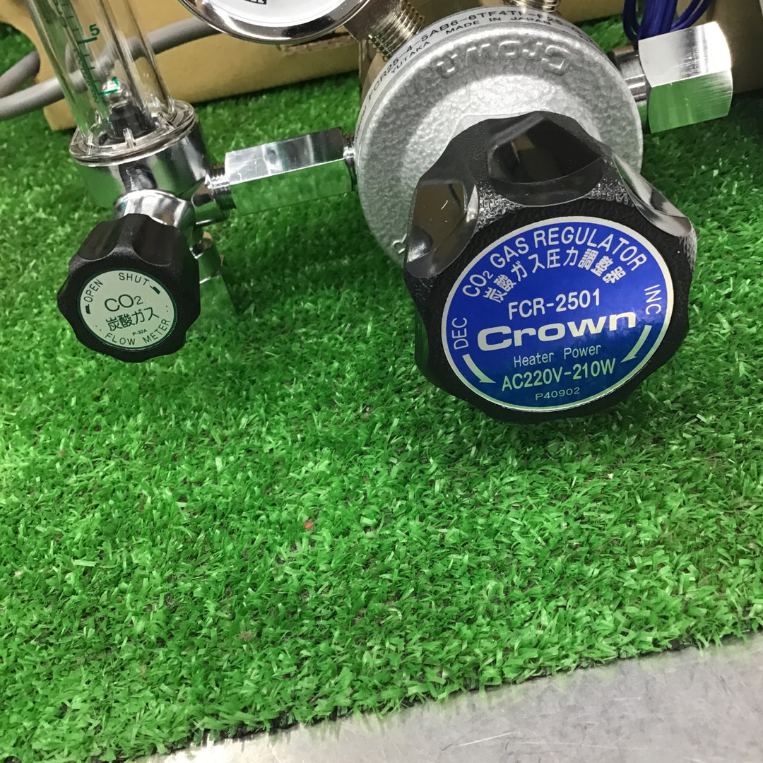 YUTAKA CO2炭酸ガス圧力調整器 FCR25-4-5AB6-6TF4TF-F25-G-200V【桶川店】