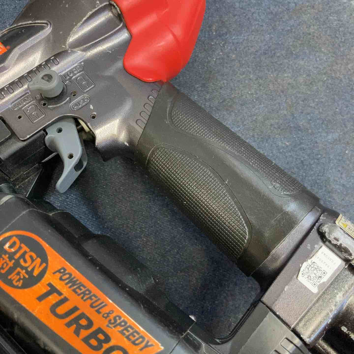 ★マックス(MAX) 高圧エアネジ打機 HV-R32G2【八潮店】
