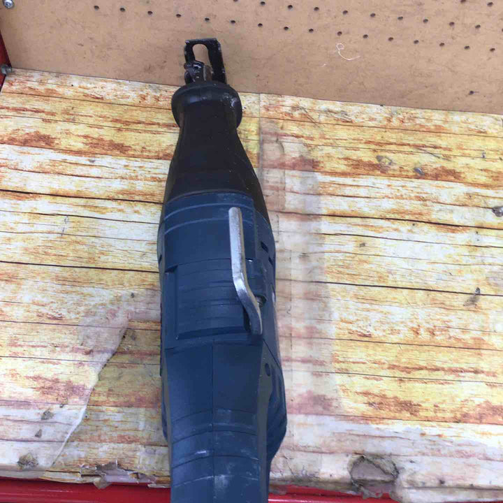 ボッシュ(BOSCH) セーバーソー GSA1100E【川崎店】