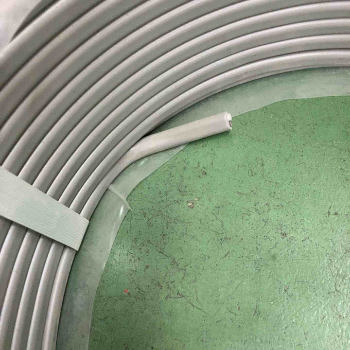 SFCC VVF LFV 2×2.0mm 100m 灰(黒・白)1巻 製造:令和6年8月【桶川店】