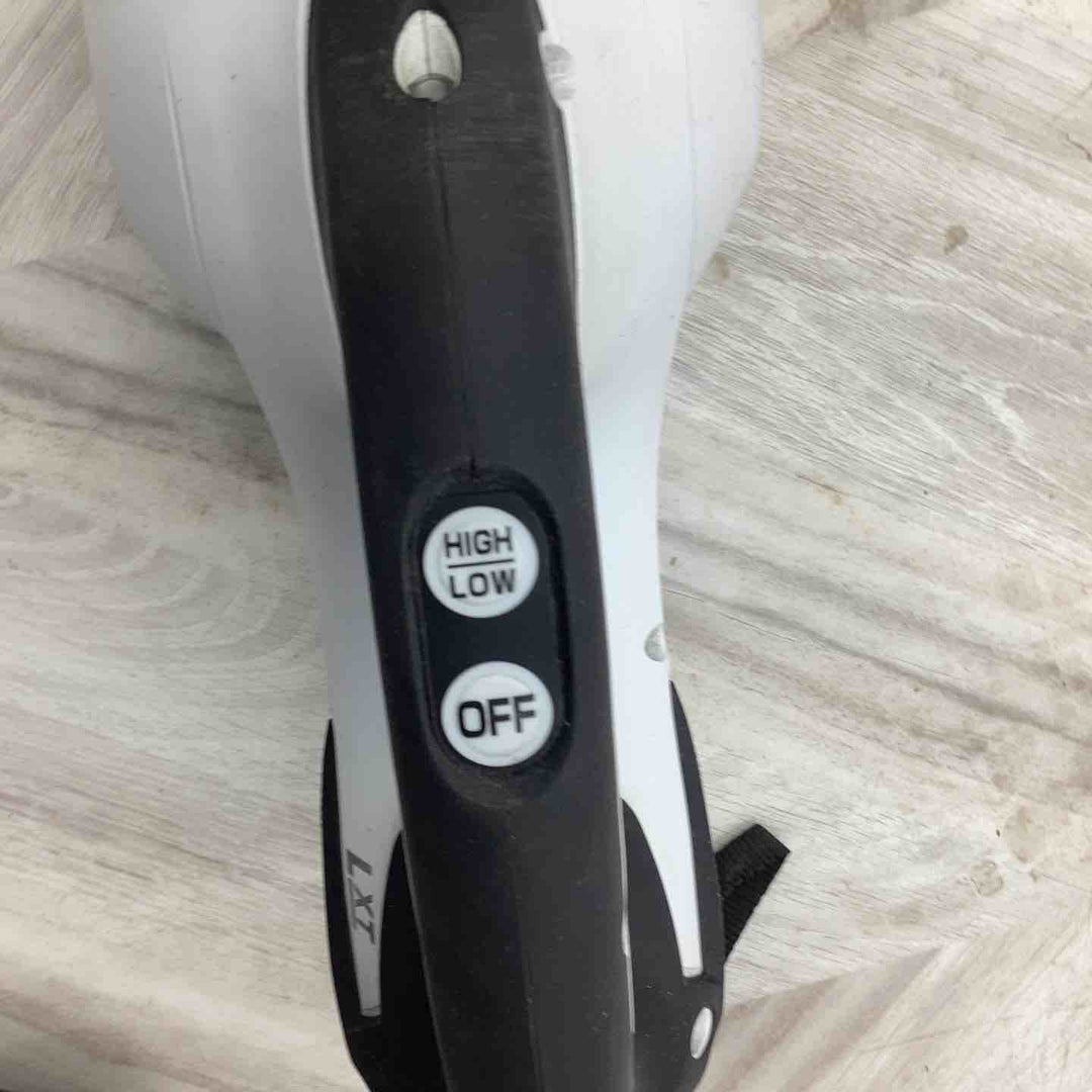 ☆マキタ(makita) コードレスクリーナー CL181FDZW【越谷店】