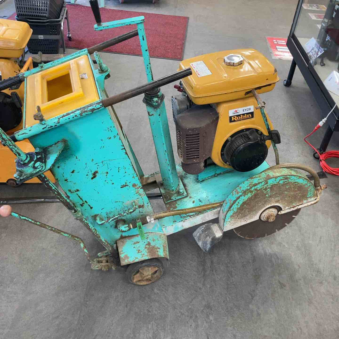 【店頭受取り限定】 ITABASI コンクリートカッター 【川崎店】