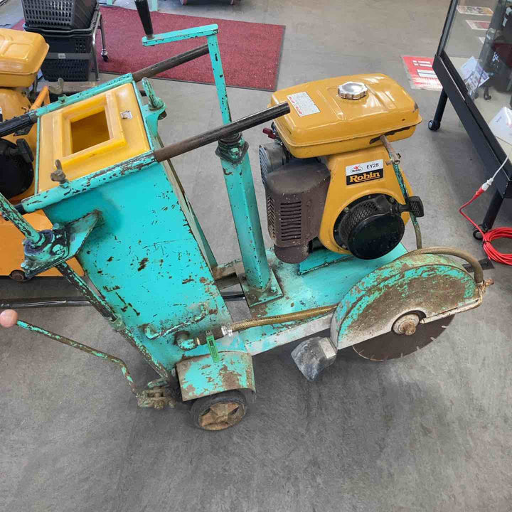 【店頭受取り限定】 ITABASI コンクリートカッター 【川崎店】