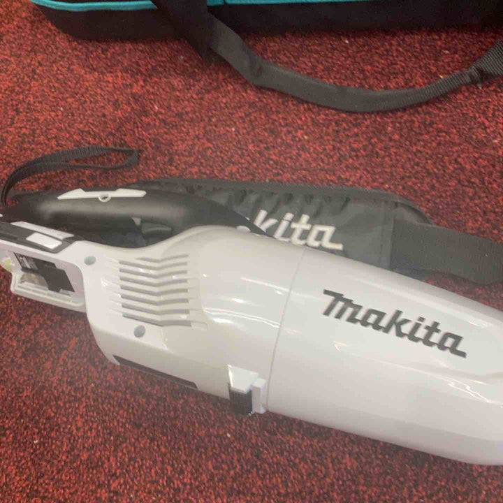 ☆マキタ(makita) コードレスクリーナー CL280FDZW【町田店】