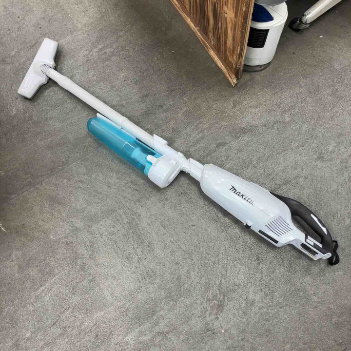 ◇マキタ(makita) コードレスクリーナ CL282FDZCW【川崎店】