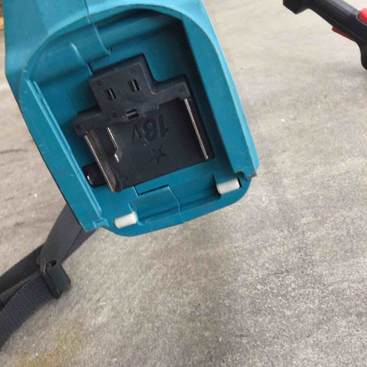 マキタ(makita) コードレス草刈機 MUR185UDZ【川崎店】