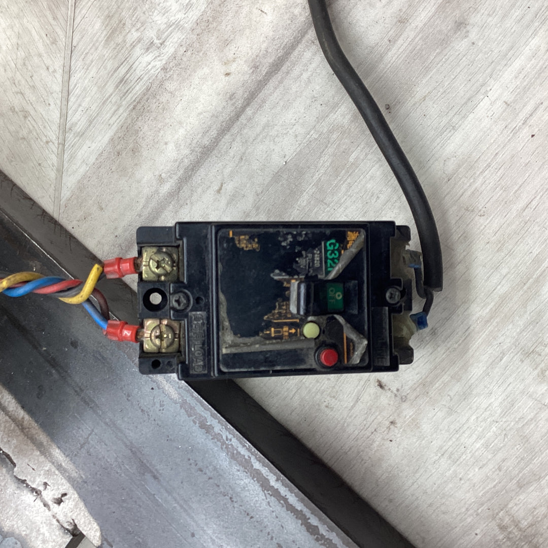 ▼酒井特殊カメラ 卓上旋盤 TOYO-ML1 【越谷店】