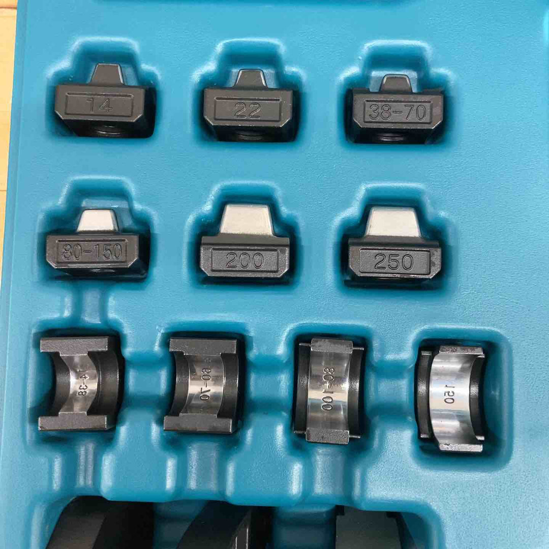 ★マキタ(makita) コードレス圧着機 TC300DRG【東大和店】