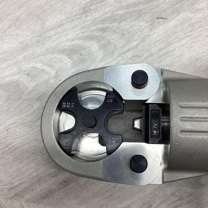 〇パナソニック(Panasonic) コードレス圧着器 EZ3902N22K【越谷店】