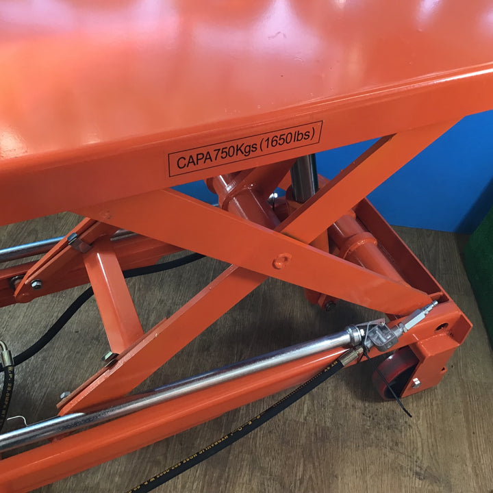 【中古美品/店頭受取り限定】メーカー・型式不明 油圧リフタ 750kg エアリフタ 2WAY リフトアップテーブル【岩槻店】