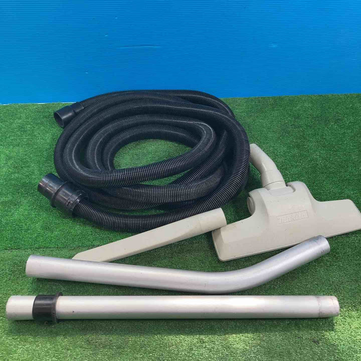 【店頭受取り限定】★マキタ(makita) 集じん機 乾式 VC0830【岩槻店】