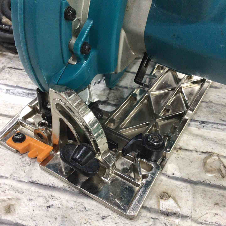 ★マキタ(makita) 電気マルノコ 5637BA【川口店】