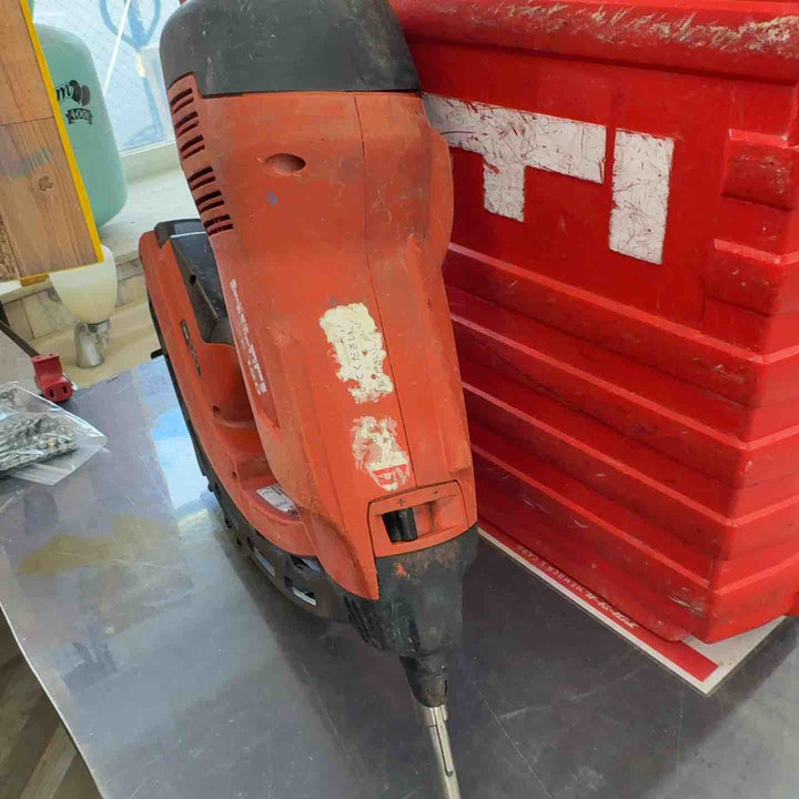 ◇ヒルティ(HILTI) ガス式鋲打機 GX120【八潮店】