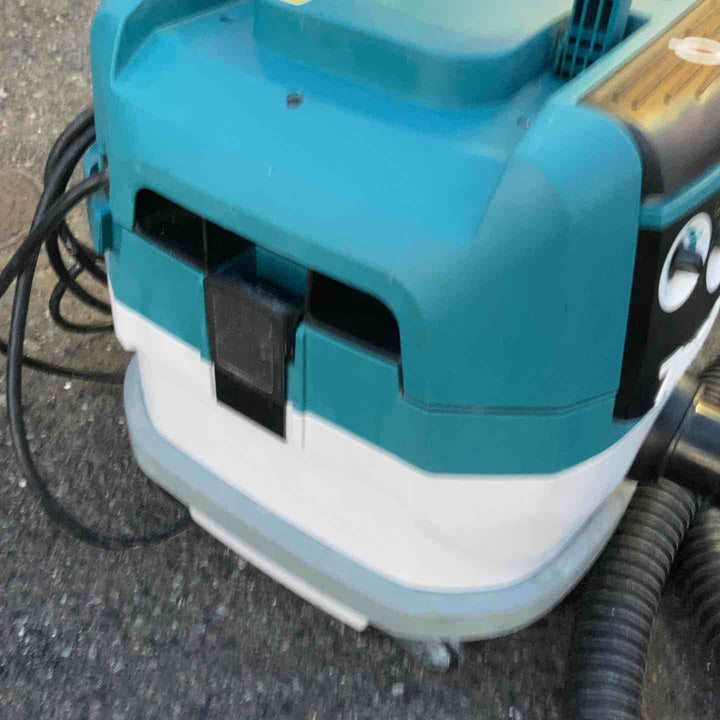 ★マキタ(makita) 集じん機 乾式 VC1530【町田店】