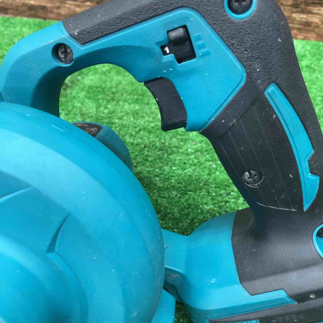 ★マキタ(makita) コードレスブロワ UB185DZ【川越店】