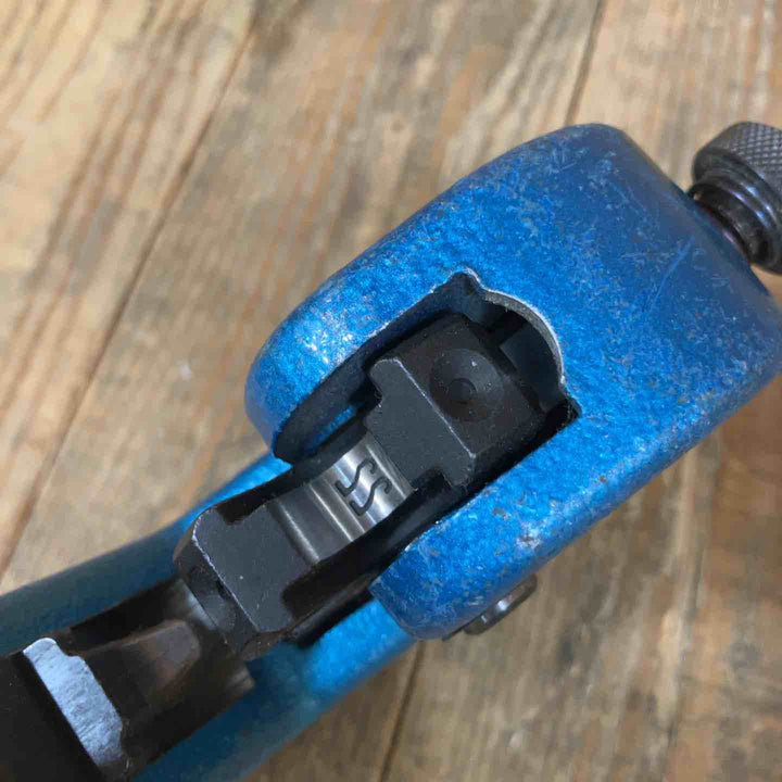 ◇ロブスター(LOBSTER) 強力型圧着工具 裸圧着端子・裸圧着スリーブ(P・B)用 AK-100 (AK100)【所沢店】