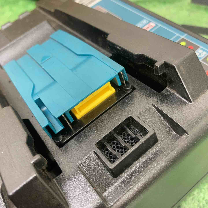 マキタ(makita) 2口急速充電器 DC18RD【町田店】