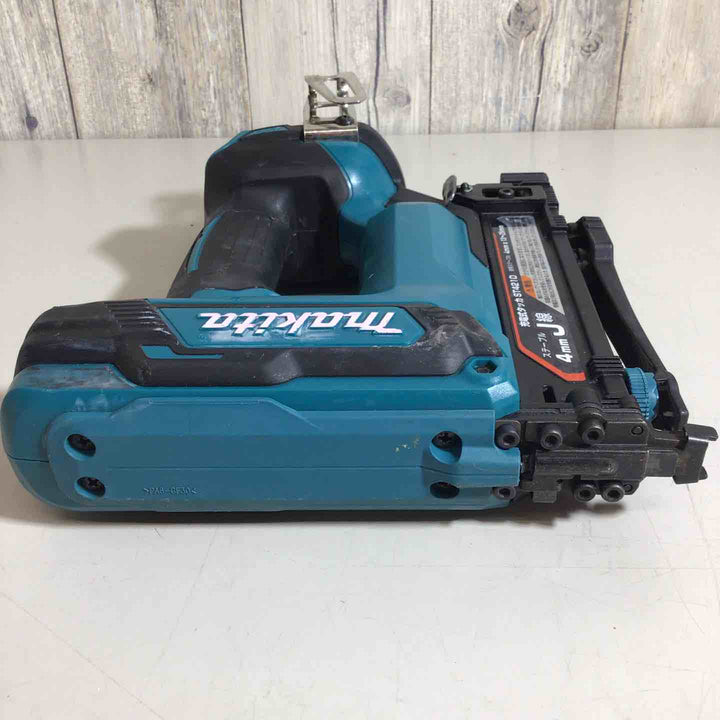 ◇マキタ(makita) コードレスタッカー ST421DZ【戸田店】