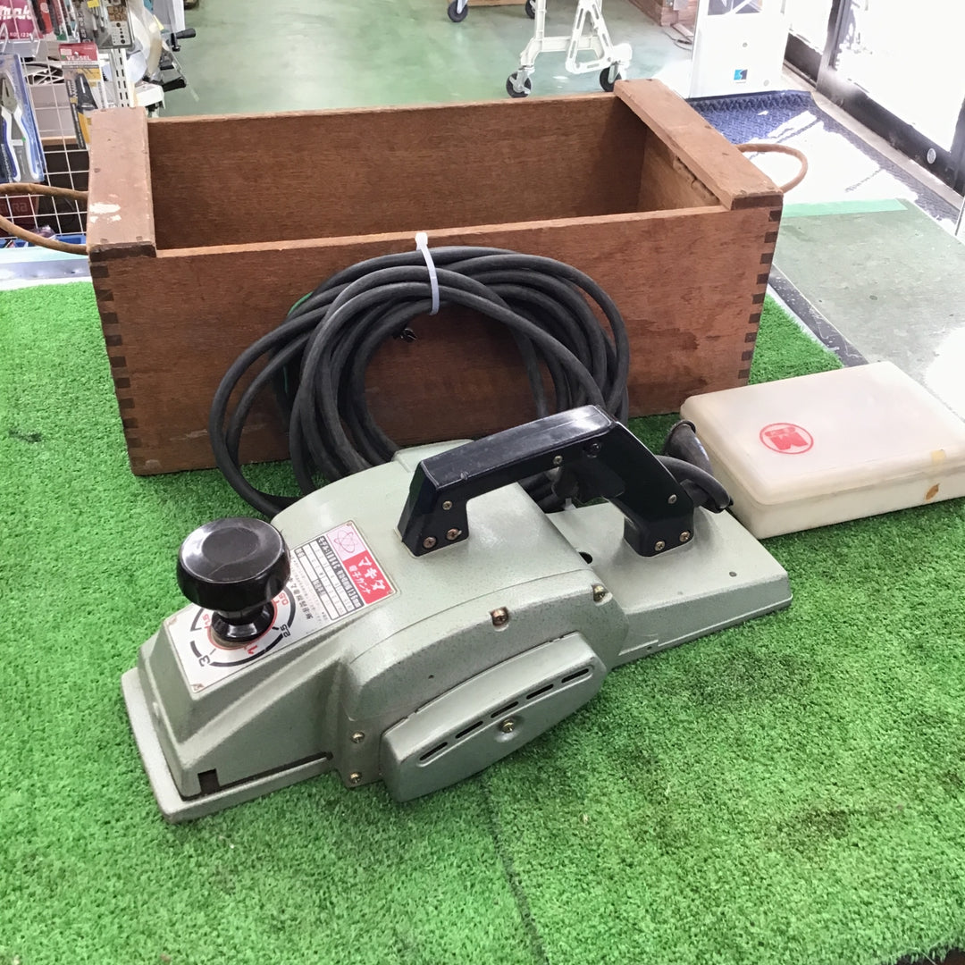 【現状品・保証なし】〇マキタ(makita) 136mm電子カンナ 1804C【桶川店】
