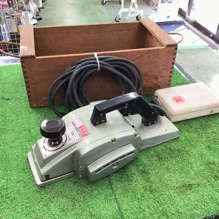 【現状品・保証なし】〇マキタ(makita) 136mm電子カンナ 1804C【桶川店】
