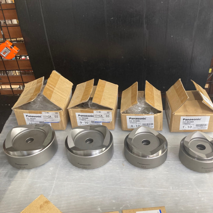 パナソニック(Panasonic)ノックアウトパンチ EZ9X303 パンチカッター多数付属【草加店】