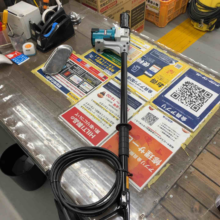 【店頭受取り限定】★マキタ(makita) 電動ケレン ロングハンドルタイプ HK1800L【戸田店】
