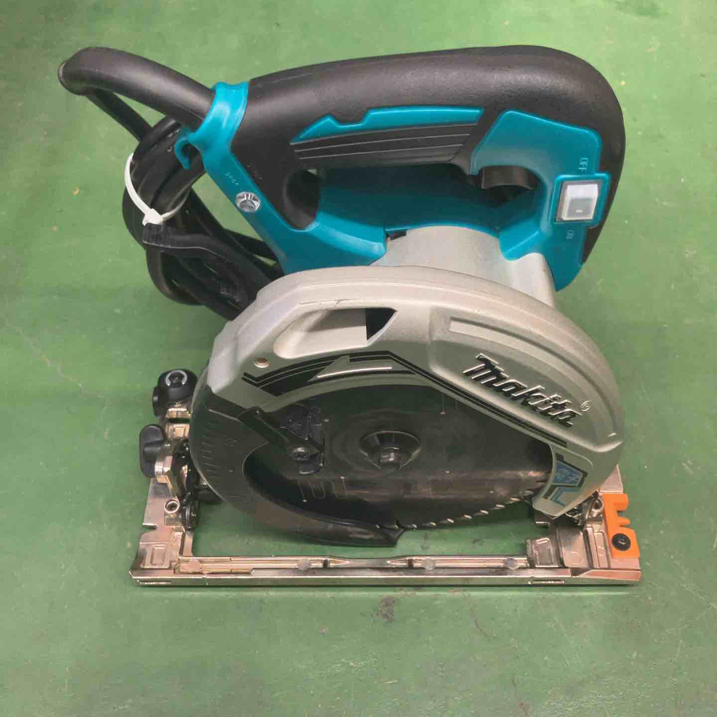 中古品】 マキタ/makita 電子マルノコ・5735C 【桶川店】 – アクト